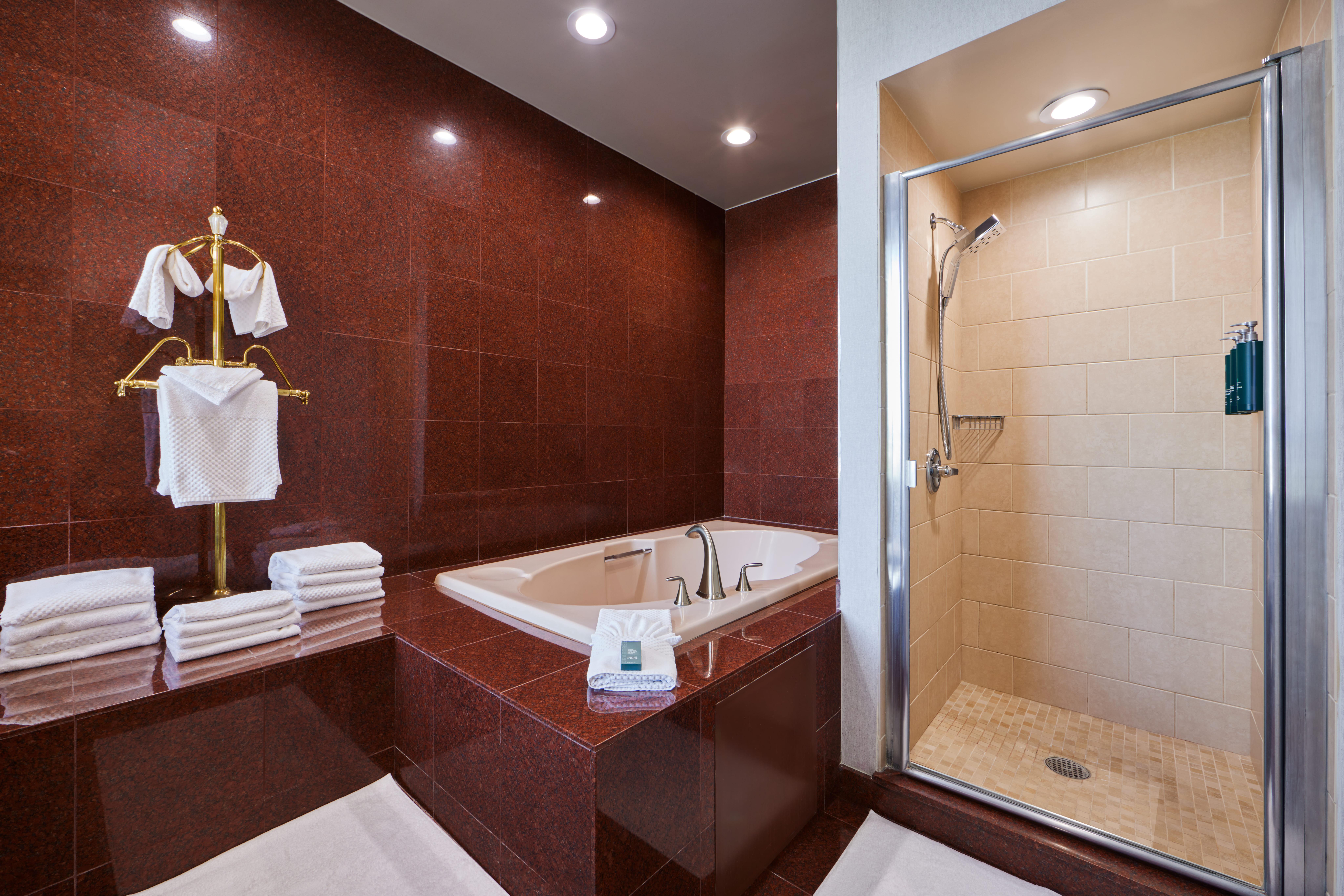Hotel Fera Anaheim, A Doubletree By Hilton Orange Exterior foto